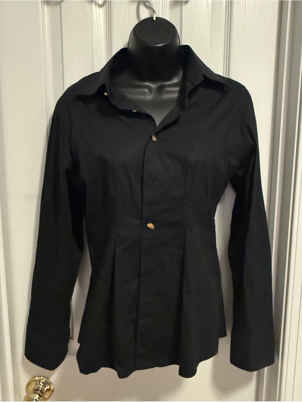 Black Women's Button-Front Shirt Tailored Collar